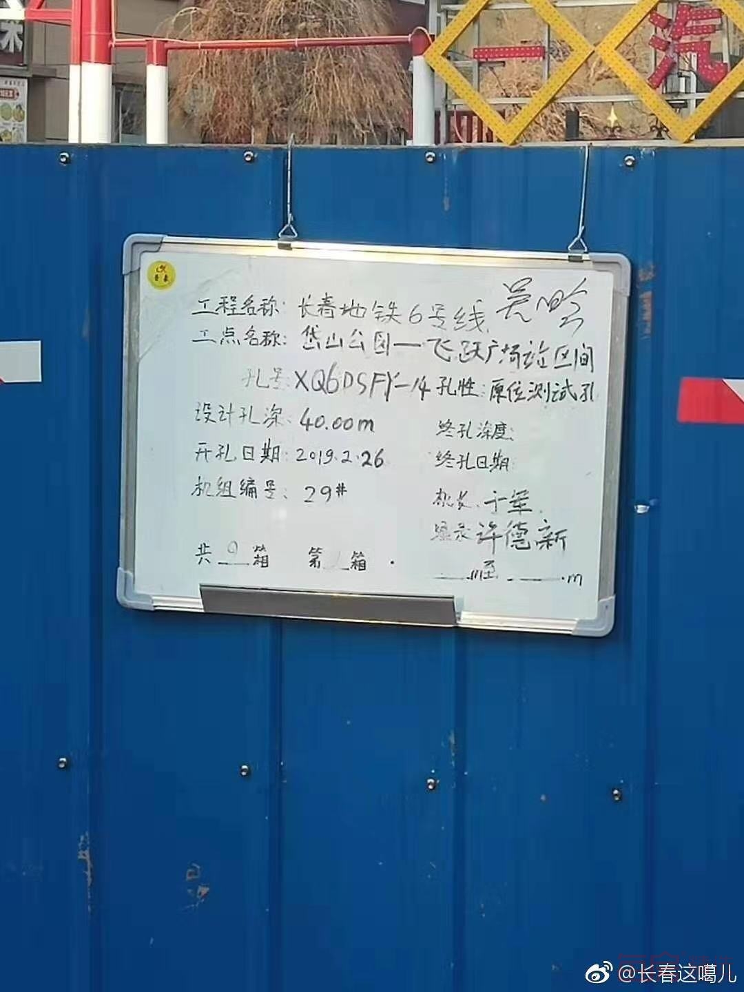 2708323874d2405f239592.jpg 2708323874d2405f239592.jpg